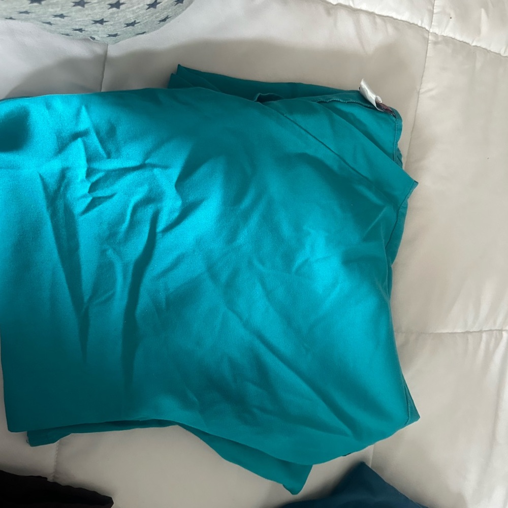 Cherokee scrub set